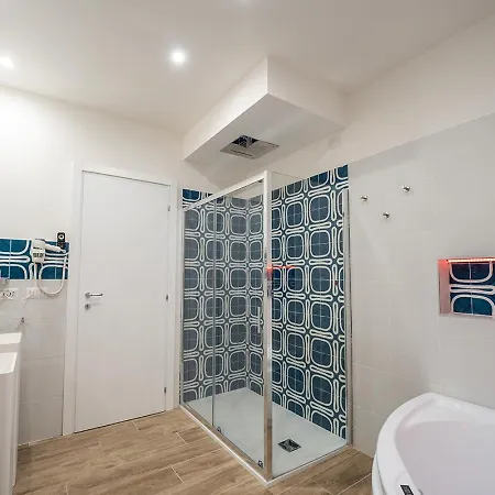 Greros H. Porto Centro, By Clapa Group Dislocated Hospitality 3* Neapol